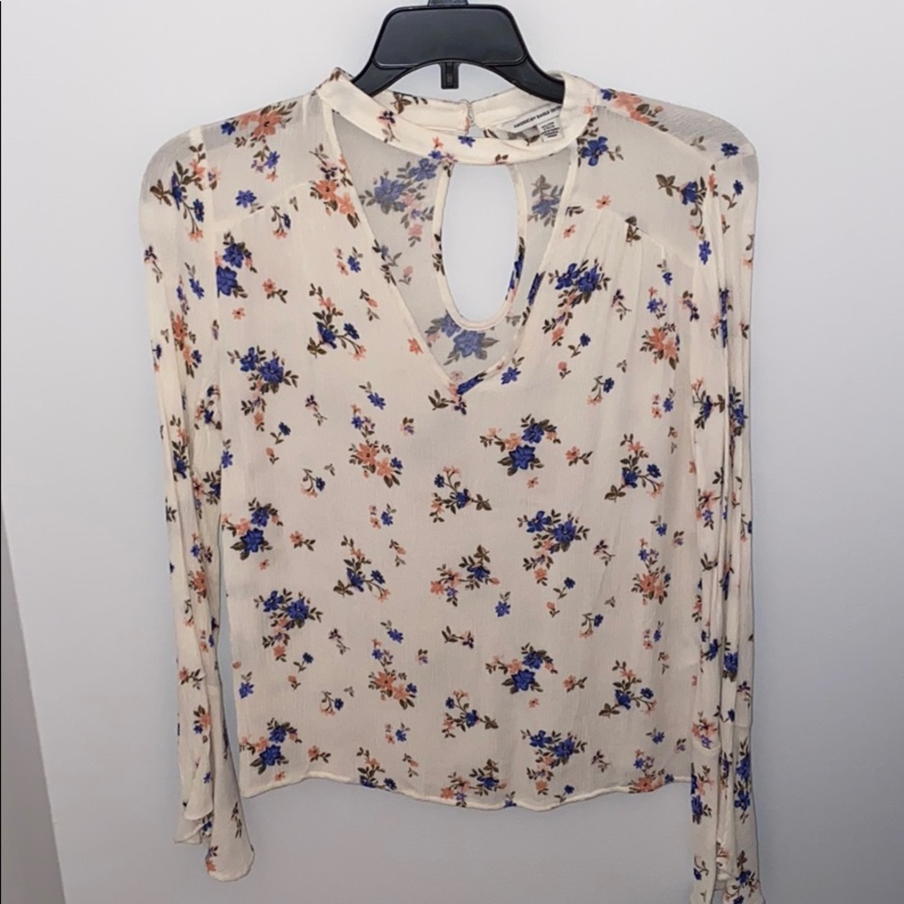 American Eagle shirt